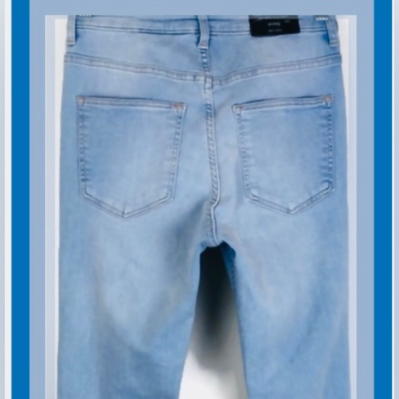 🔥LOWEST SALE🔥NWT H&M Super SEXY Jeans Skinny Stretch Ripped Distressed Sz 4 - Picture 2 of 6